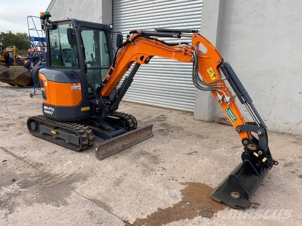 Develon DX 27 Z-7 小型挖掘机