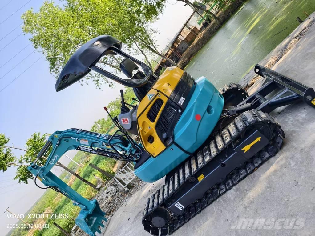 Kubota U 35 小型挖掘机
