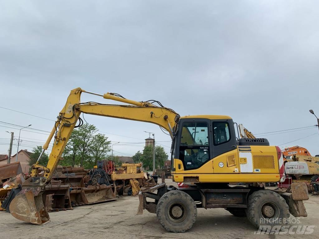 Komatsu PW 140-7 轮式挖掘机