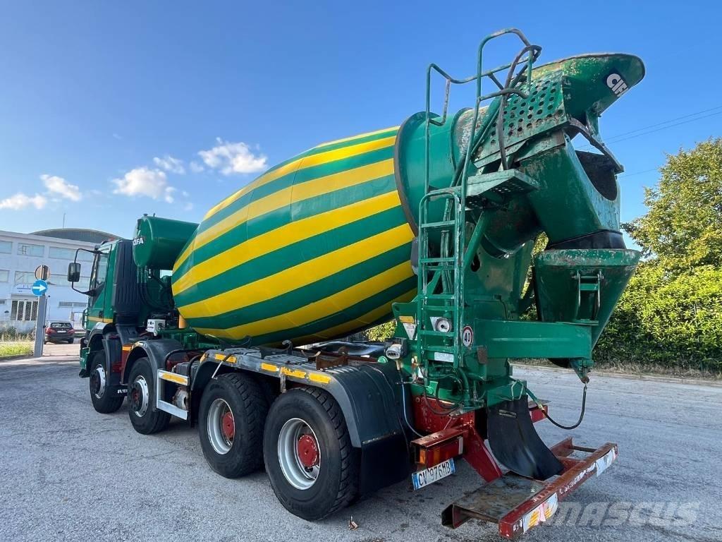 Iveco Trakker 440 混凝土搅拌车