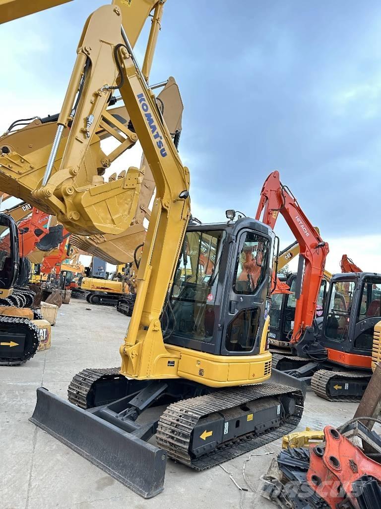 Komatsu PC55MR 小型挖掘机