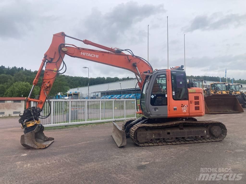 Hitachi ZX 135 US 履带挖掘机