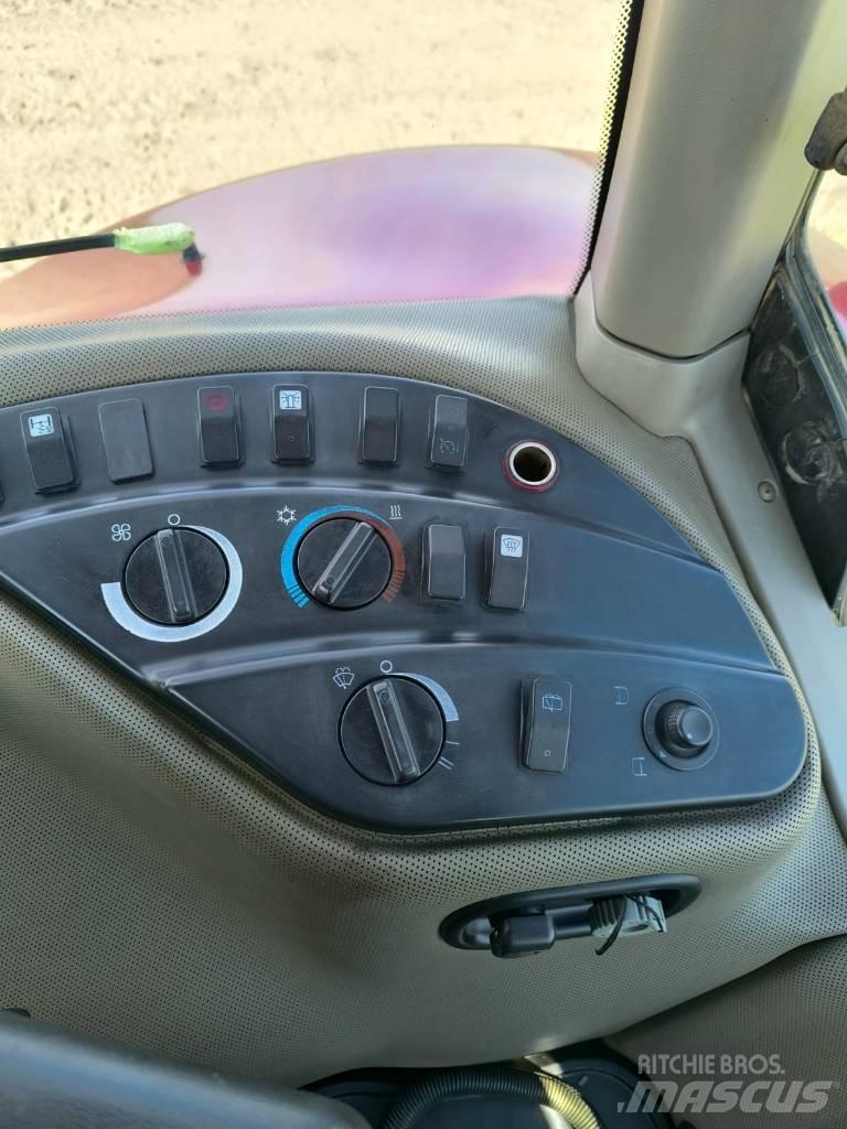 CASE MAGNUM 225 2007 拖拉机/农用车