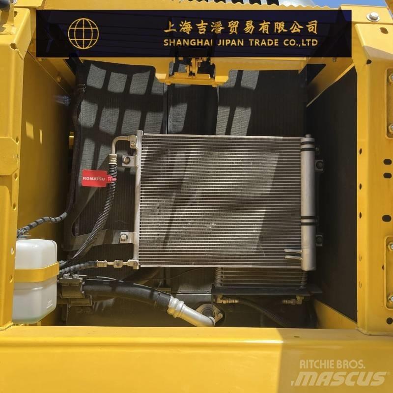 Komatsu PC 210 履带挖掘机