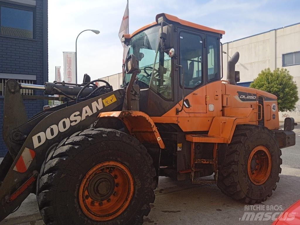 Doosan Dl250-5 轮式装载机