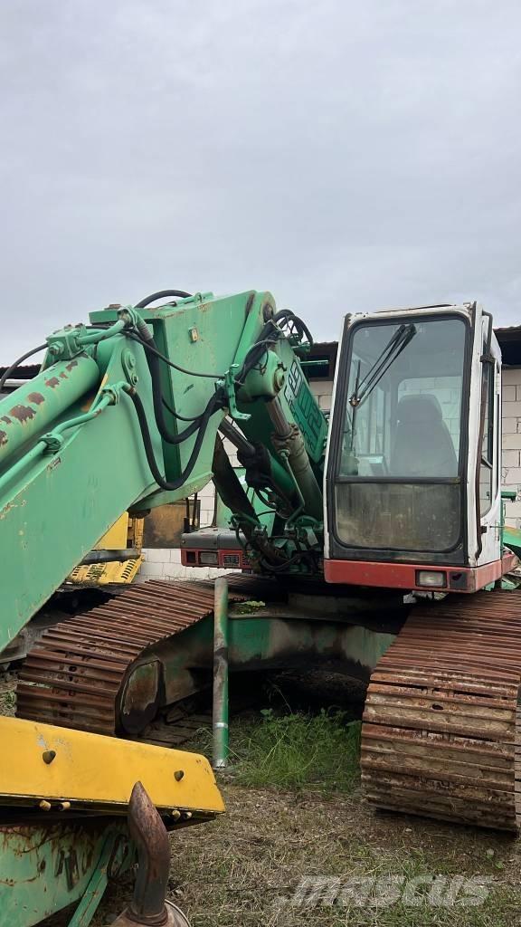 Liebherr 902 底盘和悬架