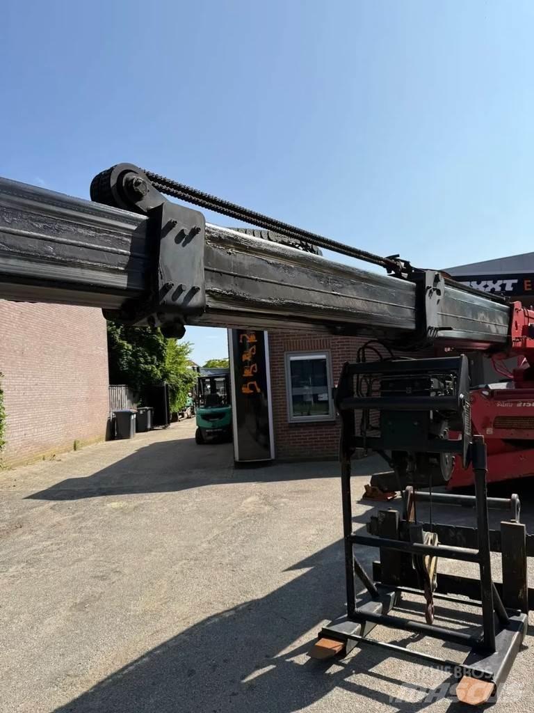 Manitou MRT 2150 伸缩臂叉装车|叉装车