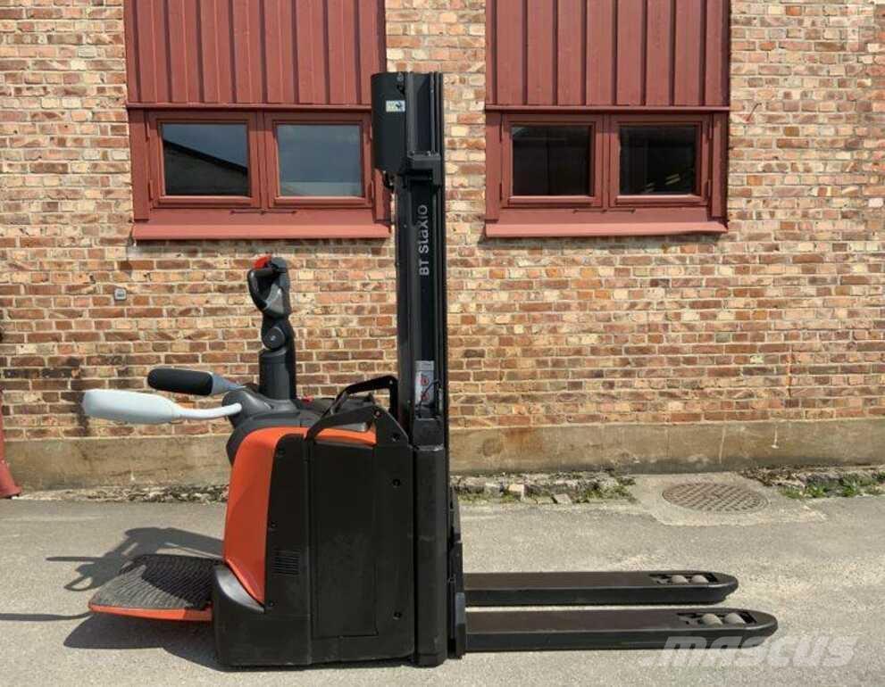 BT SPE 120 L 行走式堆垛机