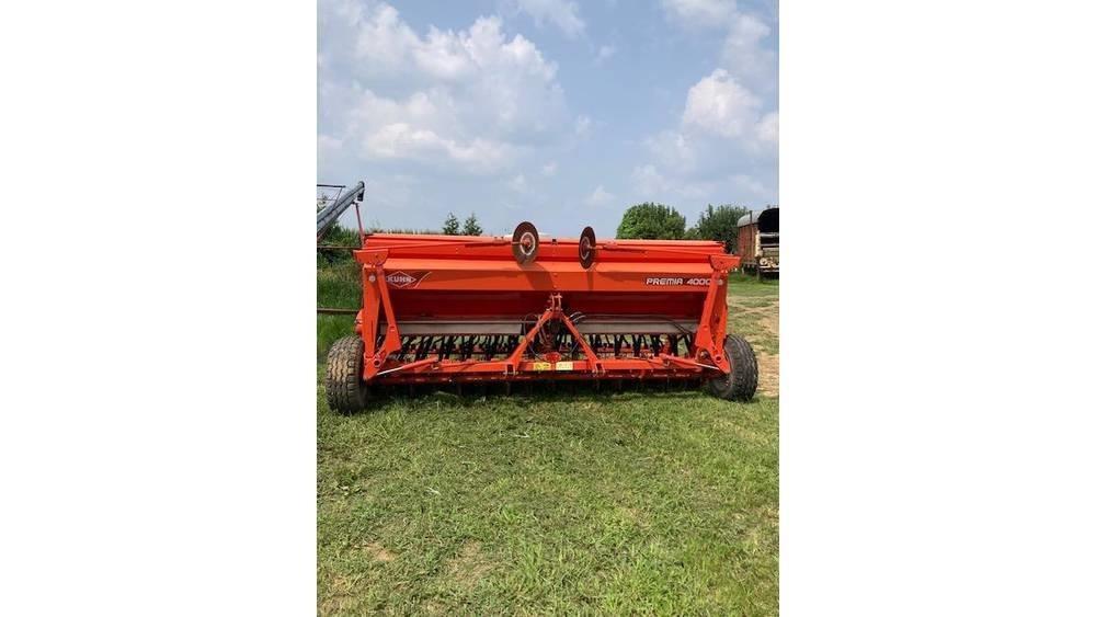Kuhn 4000 条播机