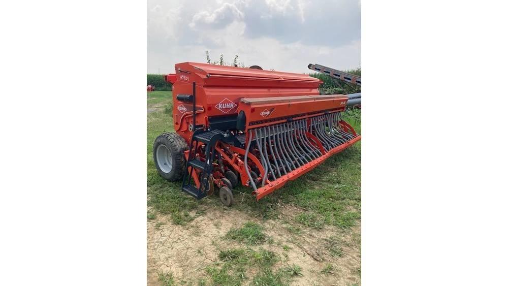 Kuhn 4000 条播机