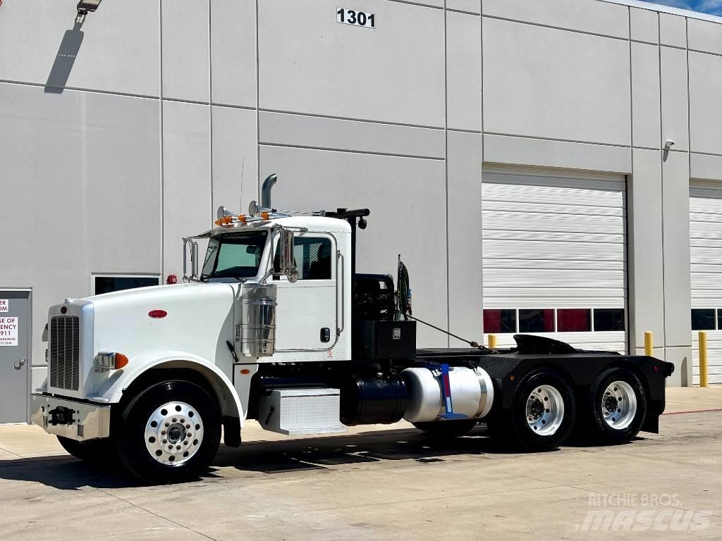 Peterbilt 367 牵引车