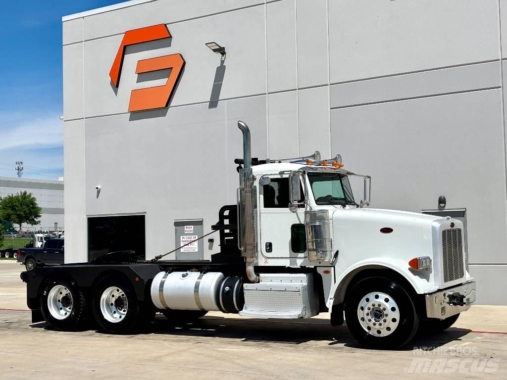 Peterbilt 367 牵引车