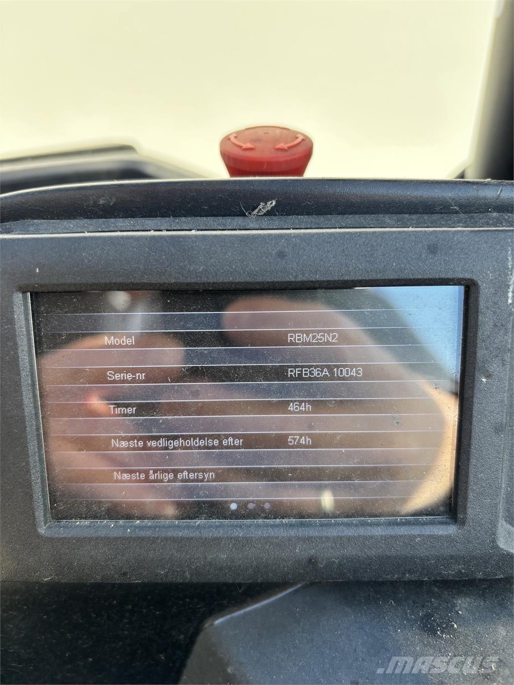 Mitsubishi RBM25N2 四轮前移式叉车