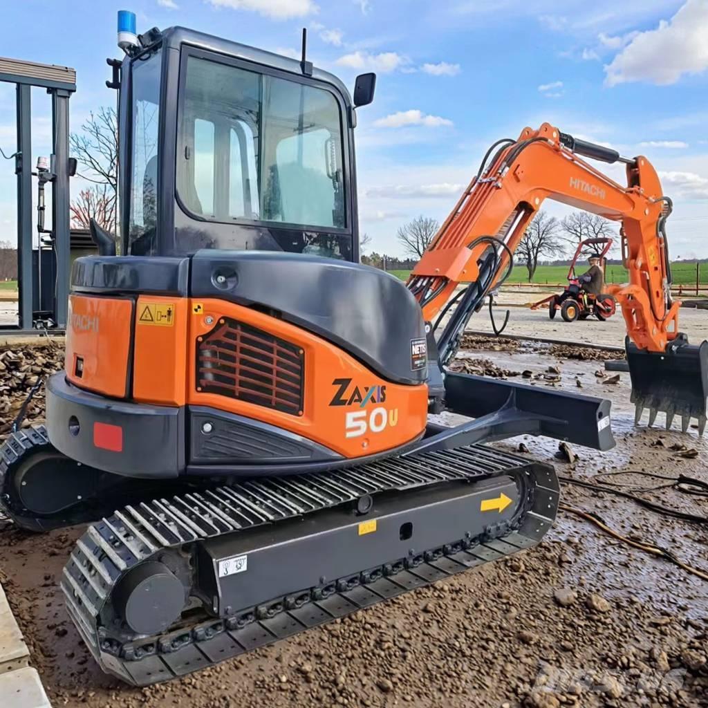 Hitachi ZX 50 U 小型挖掘机