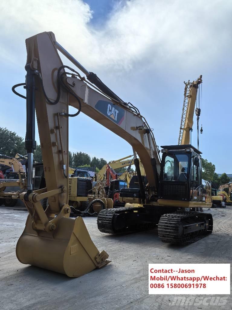 CAT 320D2 履带挖掘机