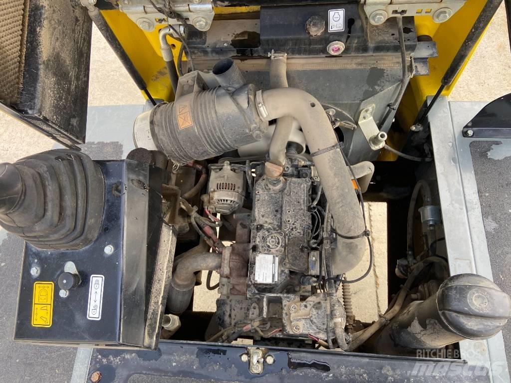 Wacker Neuson DW 30 铰接式自卸车