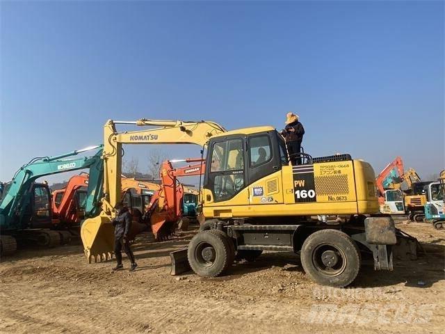 Komatsu PW160 履带挖掘机
