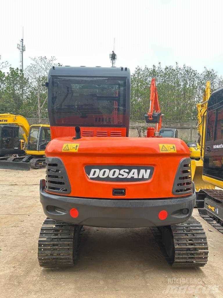 Doosan DX 60-9 C 履带挖掘机
