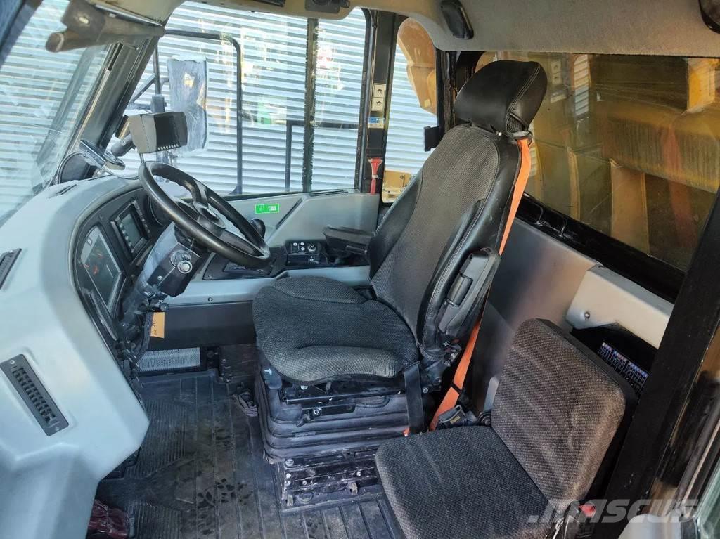 CAT 772G 刚性自卸车