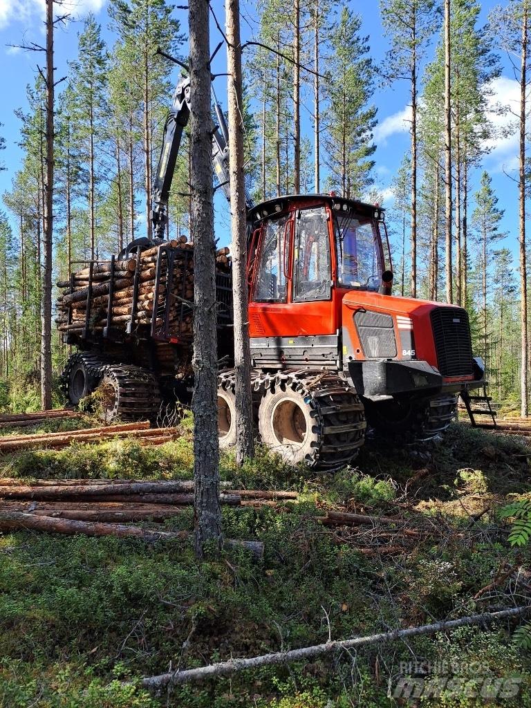 Komatsu 845 集运机