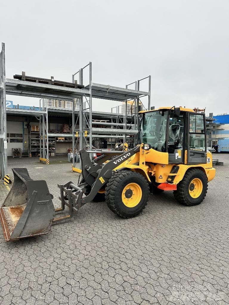 Volvo Radlader L30G 轮式装载机