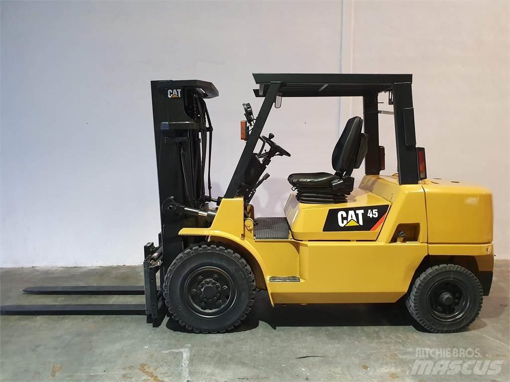 CAT DP45K2 MC 柴油叉车