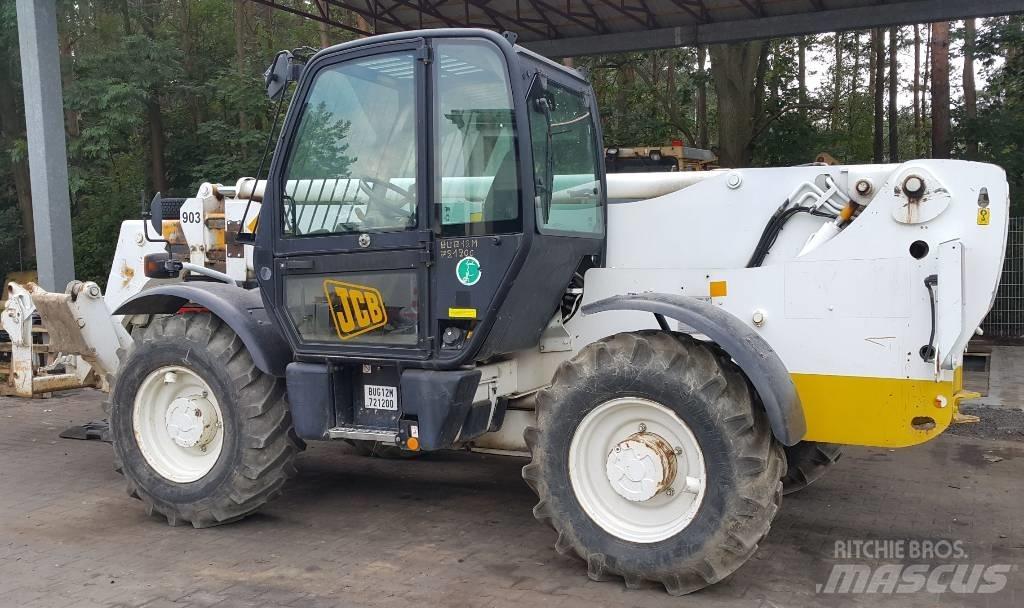 JCB 532-120 伸缩臂叉装车|叉装车
