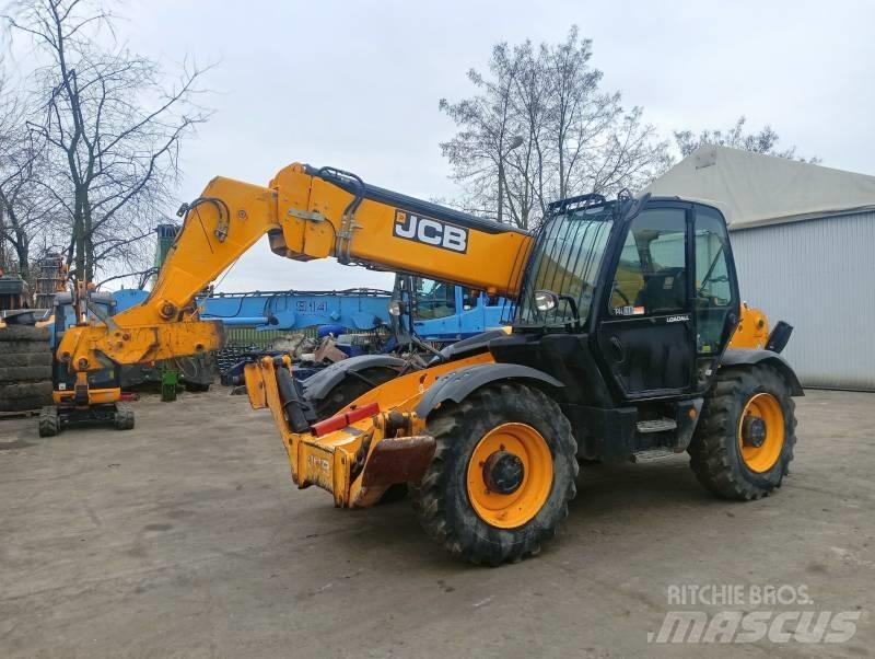 JCB 535-140 伸缩臂叉装车|叉装车