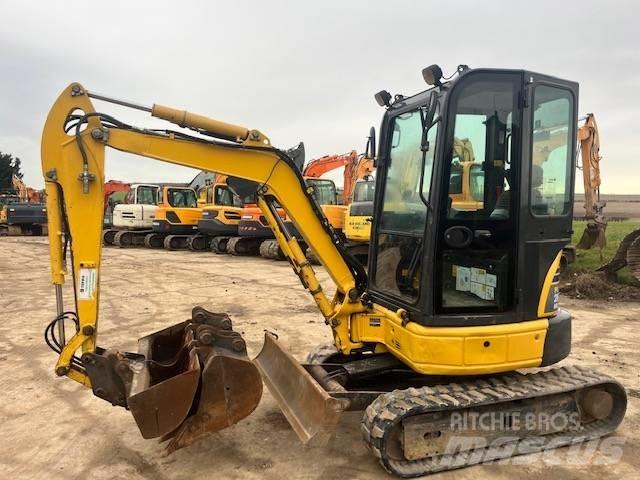 Komatsu PC 26 MR-3 小型挖掘机