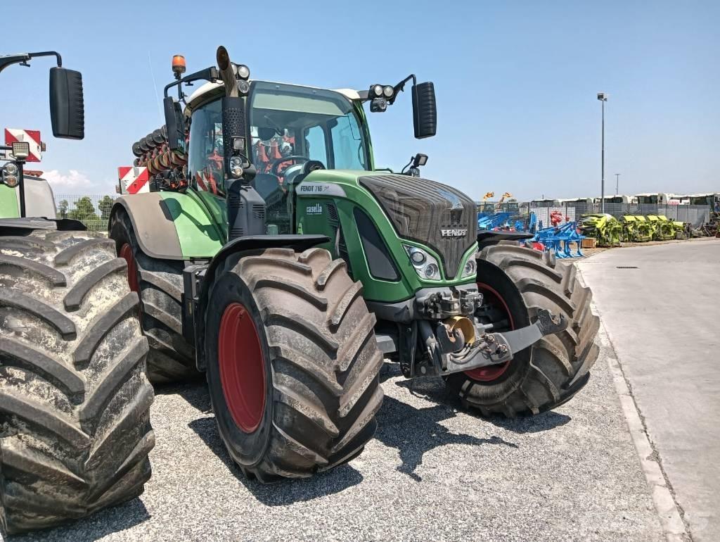 Fendt 718 Vario 拖拉机/农用车