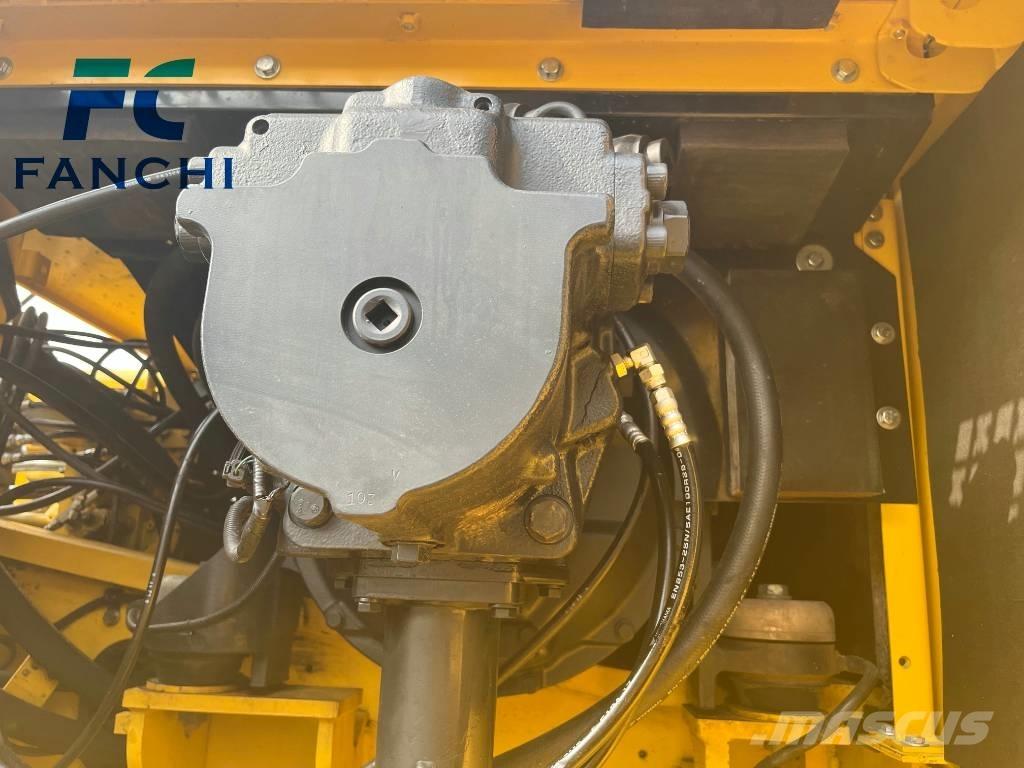 Komatsu PC 450-8 履带挖掘机