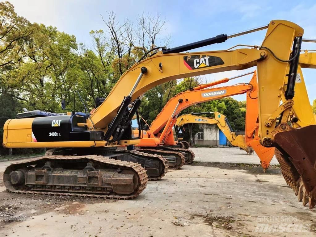 CAT 349 D2 履带挖掘机