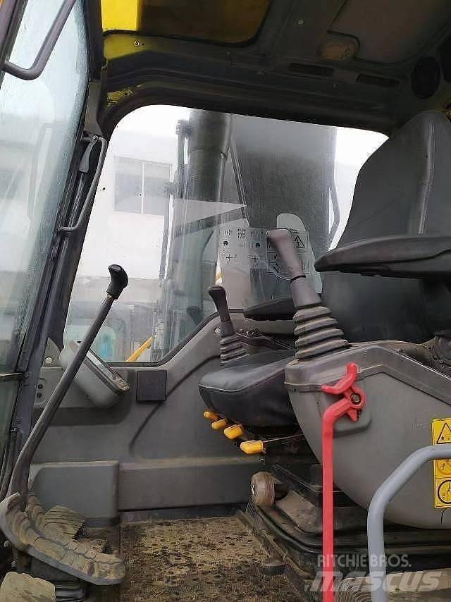 Volvo EC 210 中型挖掘机