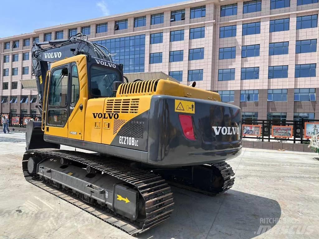 Volvo EC 210 BLC 履带挖掘机