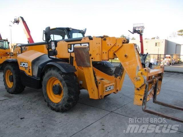 JCB 540-180 伸缩臂叉装车|叉装车