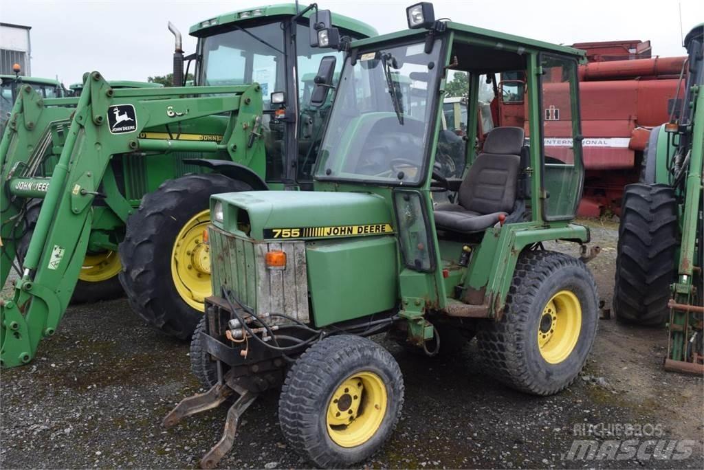 John Deere 755 拖拉机/农用车