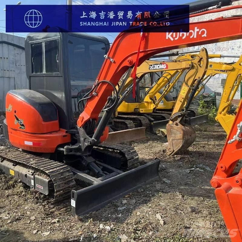 Kubota U 35 小型挖掘机