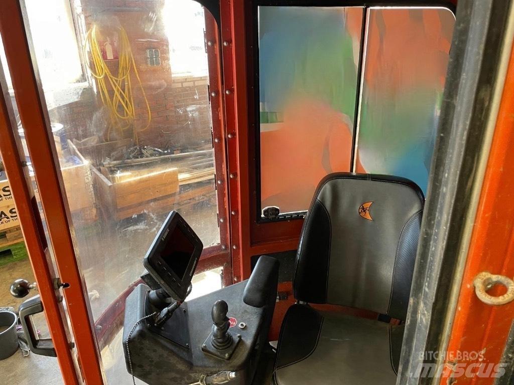 Ditch Witch JT 20 水平定向钻井设备