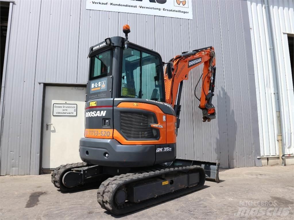 Doosan DX35Z-7 小型挖掘机