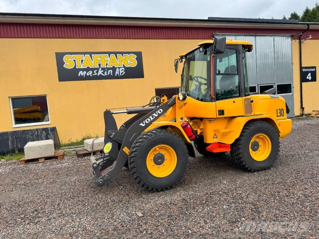 Volvo L 30 HS 轮式装载机