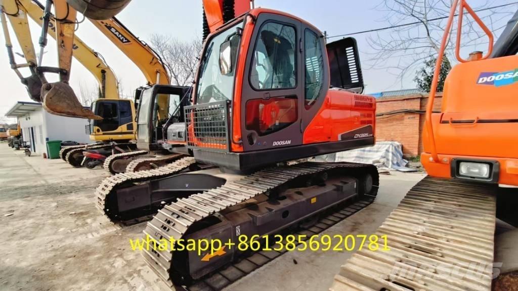Doosan DX 225 履带挖掘机