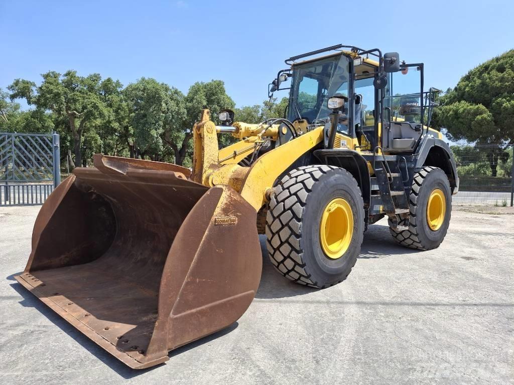 Komatsu WA 380-8 小型装载机