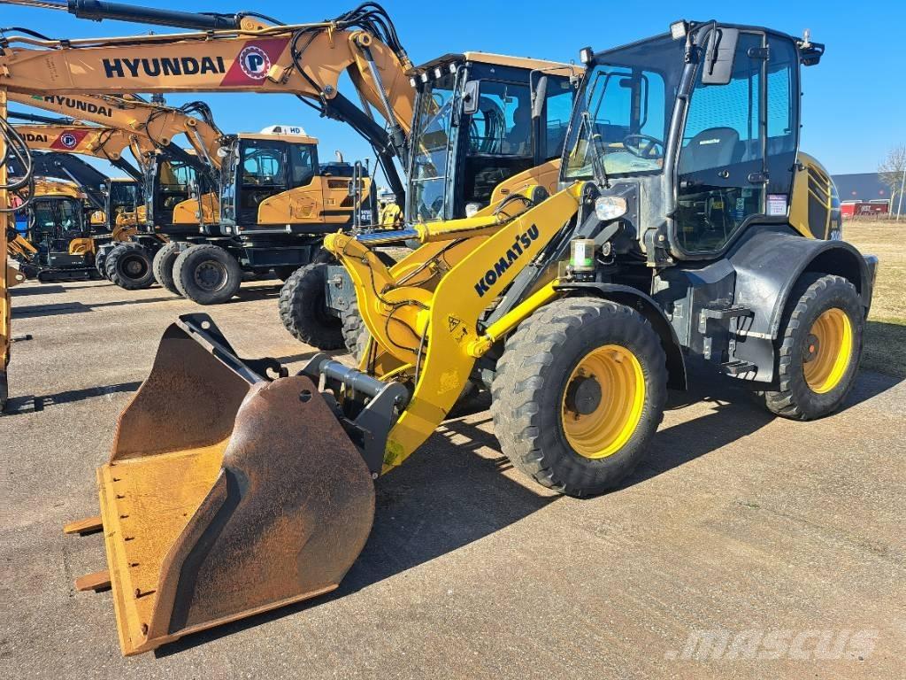 Komatsu WA100-8E0 轮式装载机