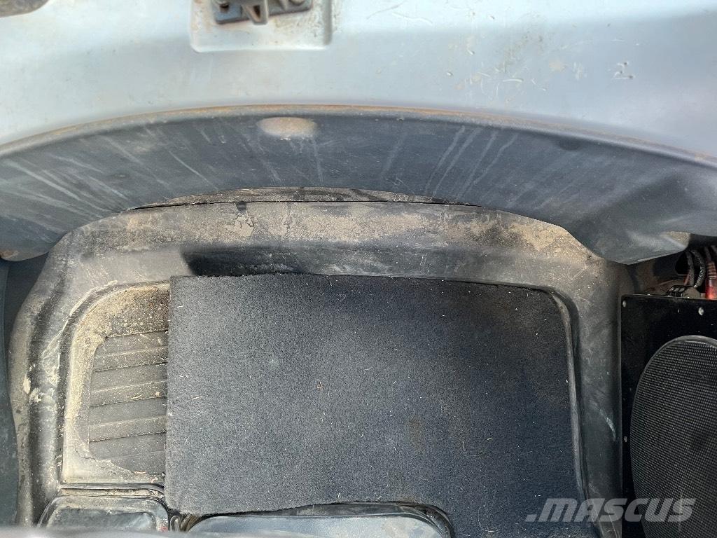 Valtra N174 拖拉机/农用车