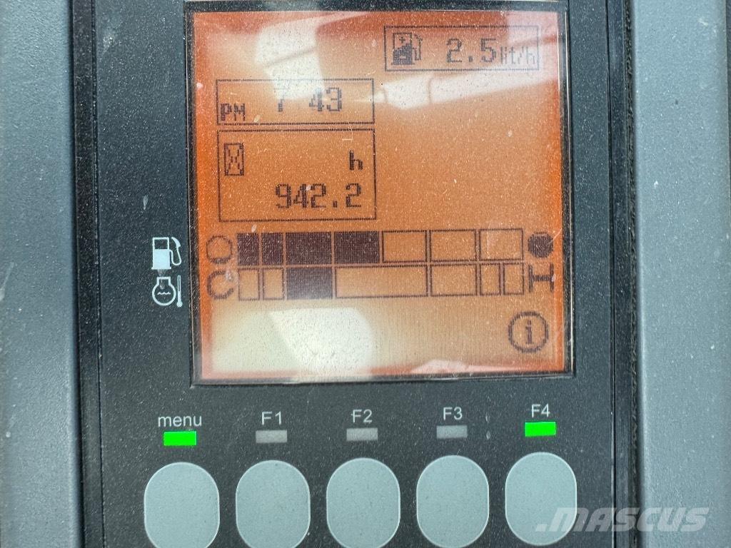 Yanmar VIO80 (AH744) 中型挖掘机