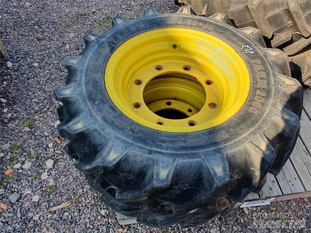 BKT 250/80-16 x2 轮胎、车轮、轮圈