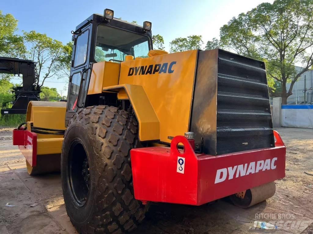 Dynapac CA 30 D 单轮压路机