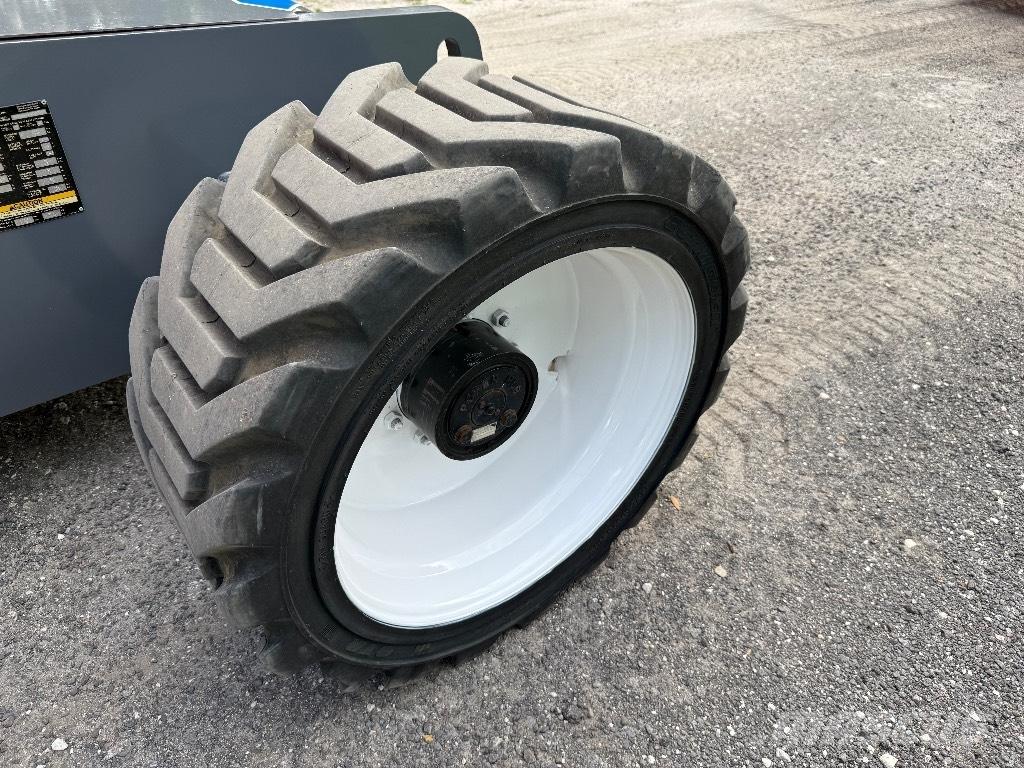 Snorkel 660SJ 直臂高空工作平台