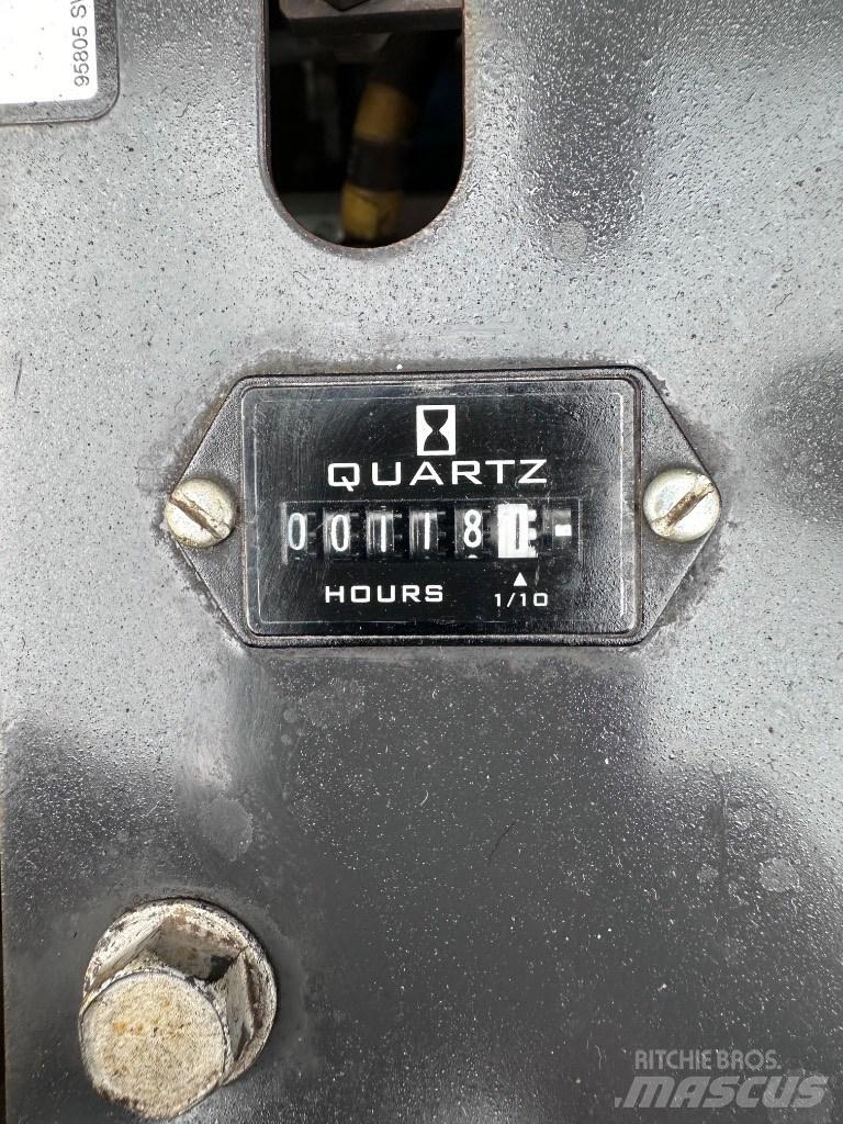 Bobcat MT100 履带式装载机