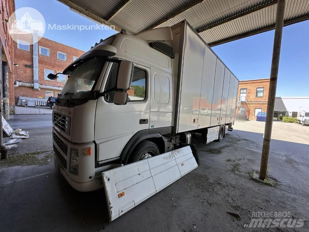 Volvo FM 300 厢式货车
